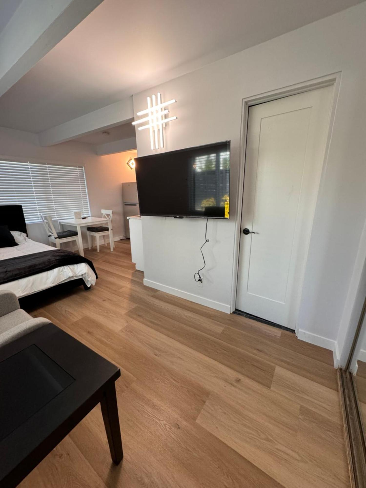 Modern Studio Stylish &Cozy Back Unit Los Angeles Luaran gambar